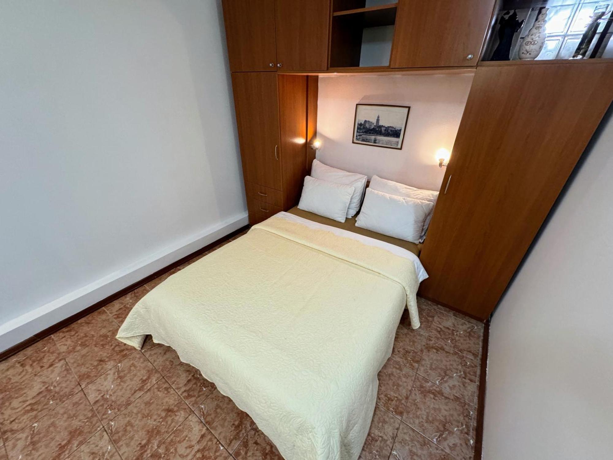 Grgur Studio Apartments สปลิท ภายนอก รูปภาพ