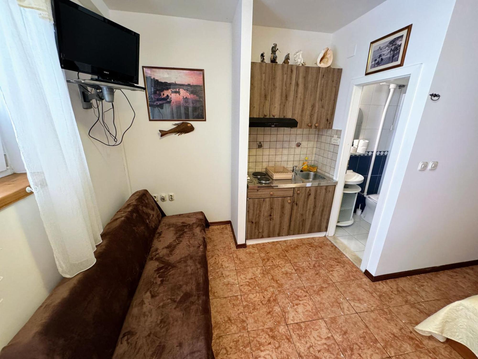 Grgur Studio Apartments สปลิท ภายนอก รูปภาพ